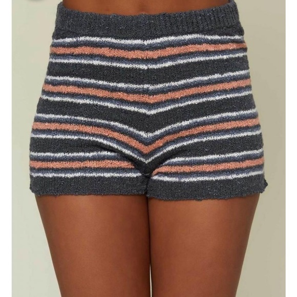 CAMDEN STRIPE SHORTS
SLATE | Womens O'Neill Bottoms, New With Tags - Picture 4 of 9
